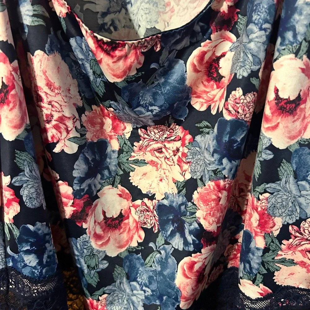 Victoria secrets Floral Lace Quarter cup slip with garters - Picture 7 of 8